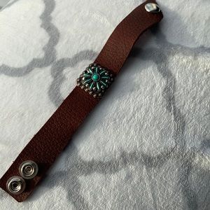 Leather and Turquoise bracelet